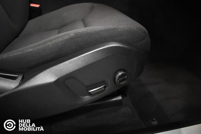 VOLVO XC60 B4 (d) automatico Business